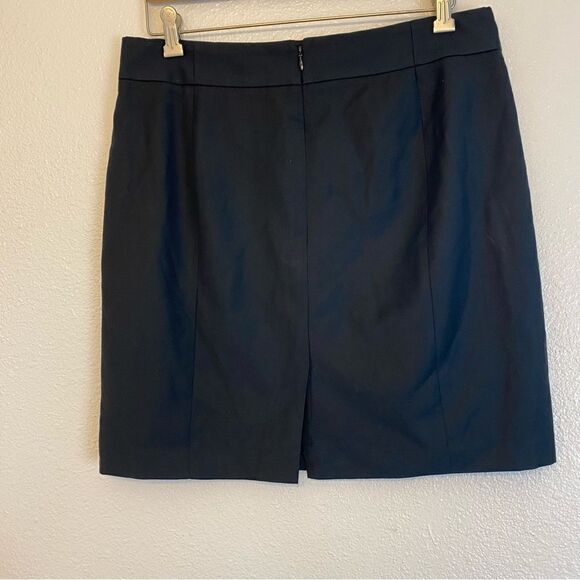 J CREW vintage Black classic pencil skirt with slit 100% wool short preppy 12 - Picture 2 of 6